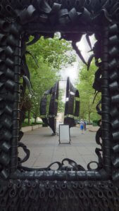 arte pubblica chicago statue millennum park chakaia booker
