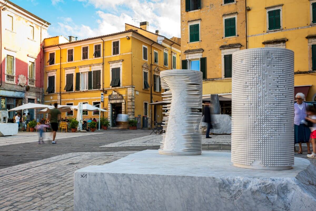 Paolo Ulian Introverso e Pixel per Lupi Design